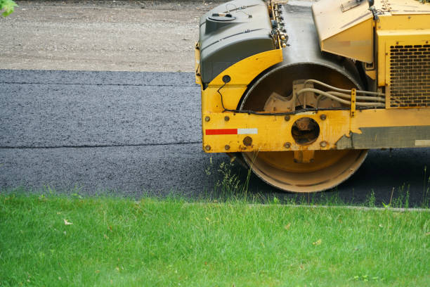 Best Residential Paver Driveway  in Milton, GA